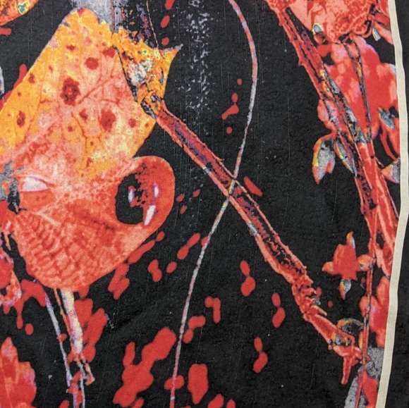 Christian Lacroix Scarf - Picture 4 of 5